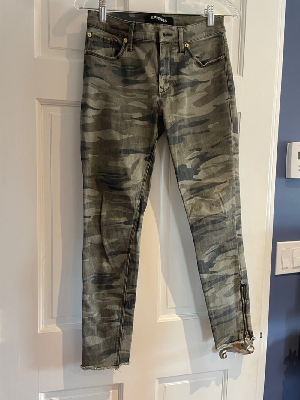 Express Olive Green and Gray Army Camo Skinny Jeans with Gold Ankle Zipper